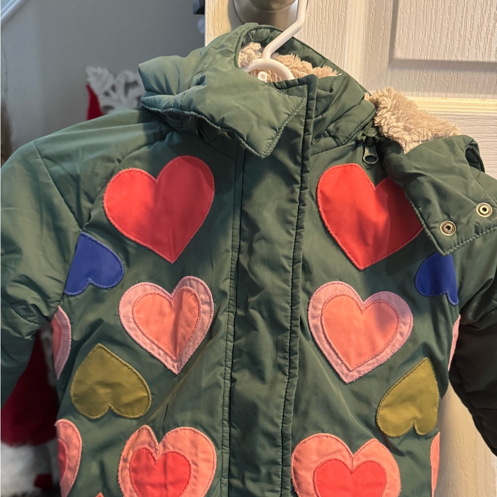 Girls Mini Boden Green Heart Aplique Winter Coat Size 5-6